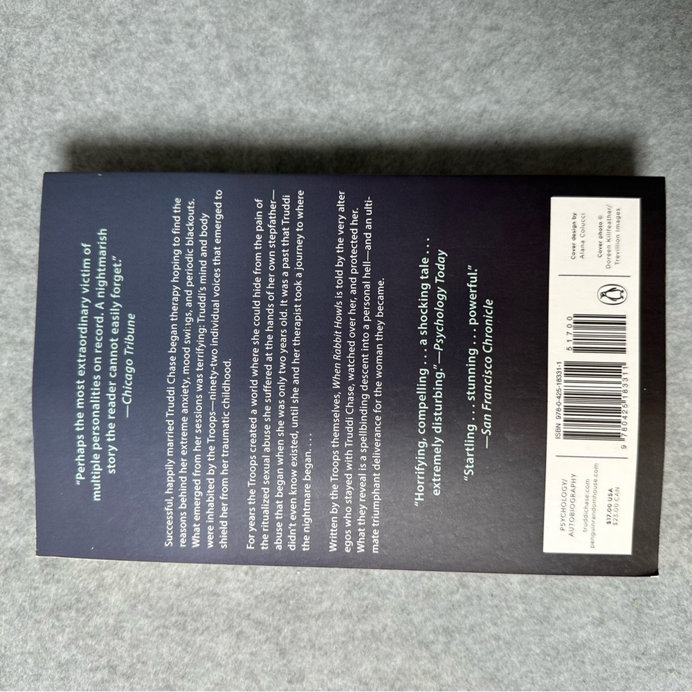 When‎ Rabbit Howls Book - Picture 2 of 2